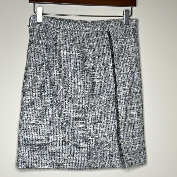 Banana Republic Boucle Fringe Skirt Color Gray Texture Size 0 - Picture 3 of 8